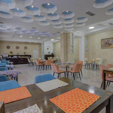 Shah Palace Hotel Μπισκέκ Εξωτερικό φωτογραφία